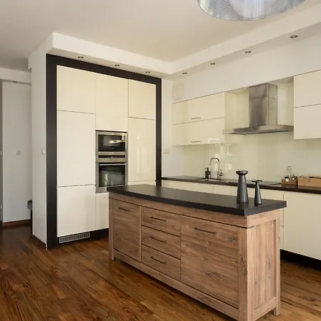 Apartment Royal Wilanow 2-bedroom Warsaw