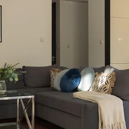 Royal Wilanow 2-bedroom Warsaw
