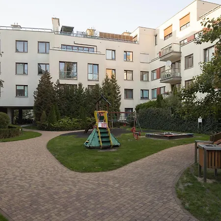 Royal Wilanow 2-bedroom Apartment Warsaw